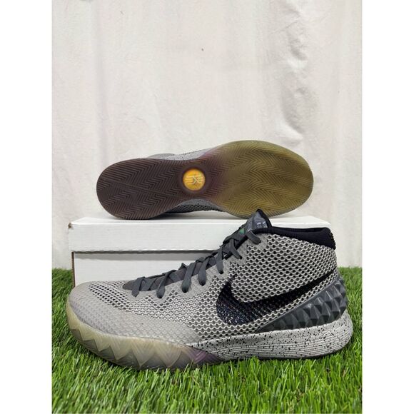 Size 13 -‎ Nike Kyrie 1 All Star Clean GREAT Tread grey - Picture 1 of 8